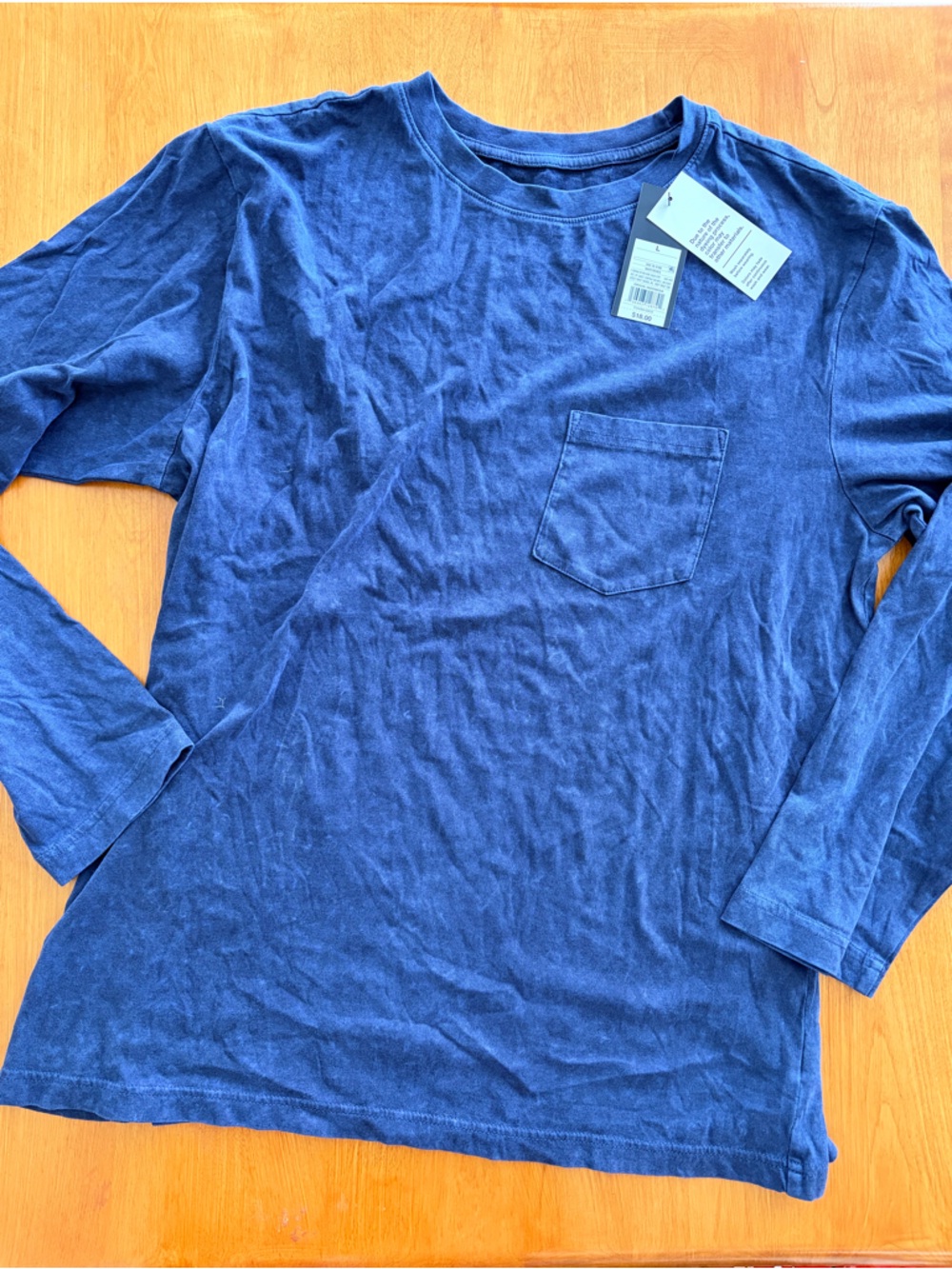 Women's Navy Long-Sleeve Pocket Tee